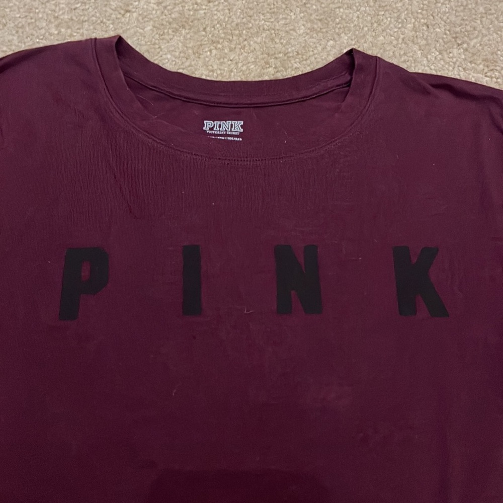PINK Victoria’s Secret Bundle - Sweatshirt and T-Shirts - size XS - Picture 7 of 9